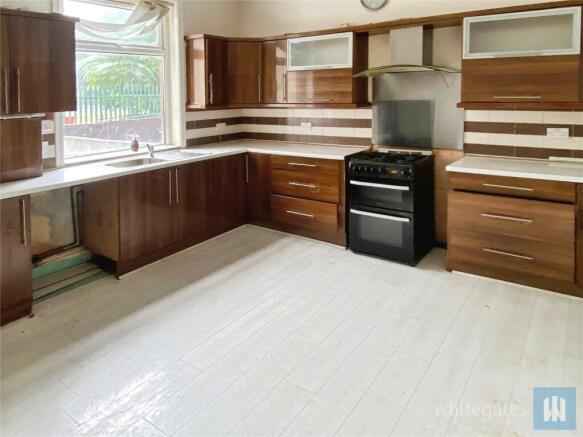 3 bed Terraced for sale Image 4