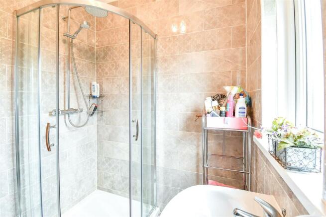 Family Shower Room