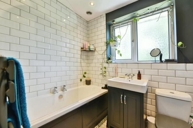 2 bed Town House for sale Image 7