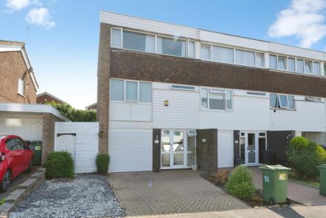Fulwood Avenue, Halesowen, B62