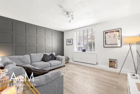 Hanson Drive, Loughton