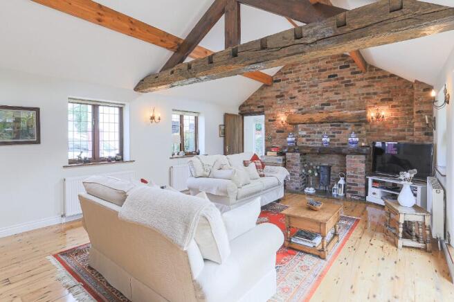 4 bed Detached for sale Image 8
