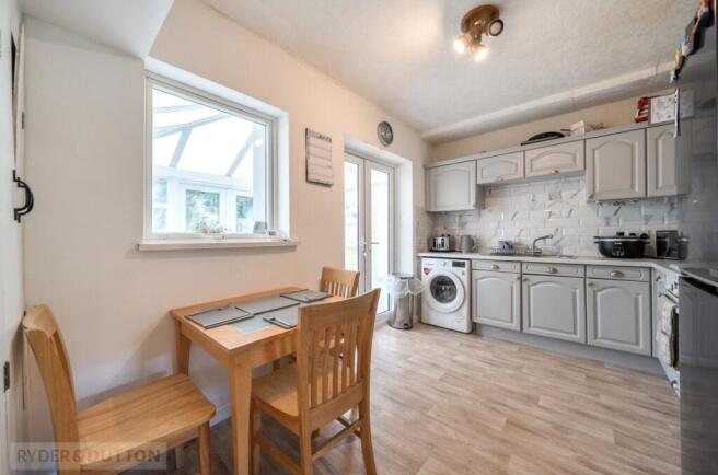 3 bed Terraced for sale Image 7