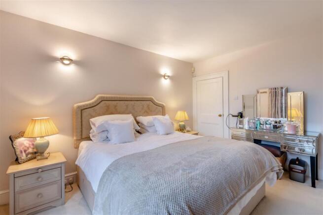 8636185-interior20.jpg