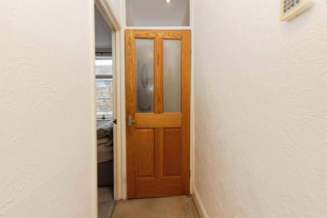 2 bed Semi-Detached for sale Image 7