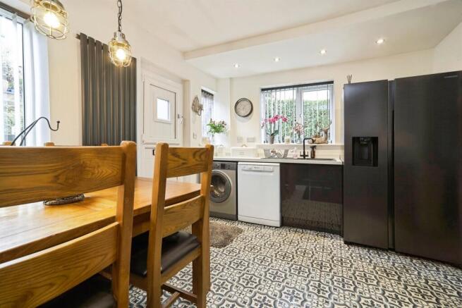2 bed End of Terrace for sale Image 5