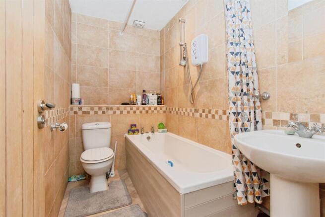 2 bed Terraced for sale Image 9