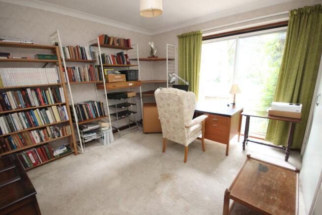 Photo 10