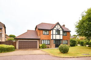 12, Harwood Park, Redhill RH1 5EJ