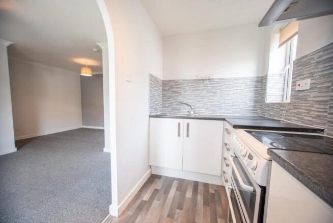 Studio to rent Image 6