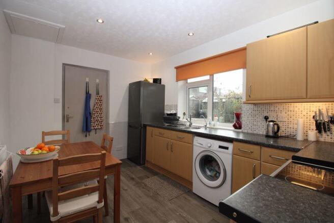 Kitchen/breakf...