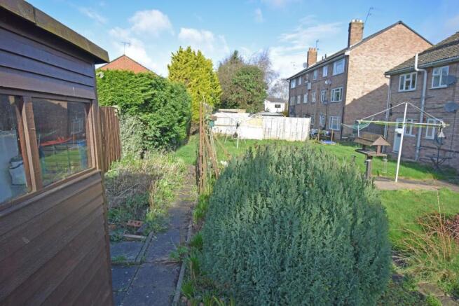 54 De Wyche Road, garden rear a.jpg