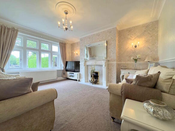 4 bed Semi-Detached for sale Image 6
