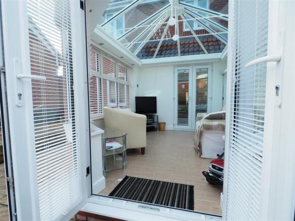 Garden Room 217