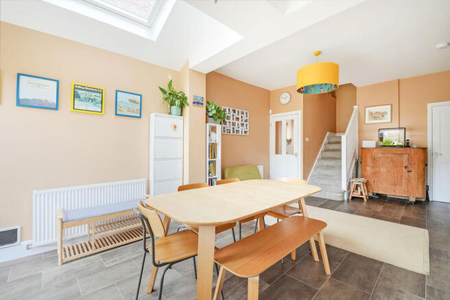 4 bed Semi-Detached for sale Image 10