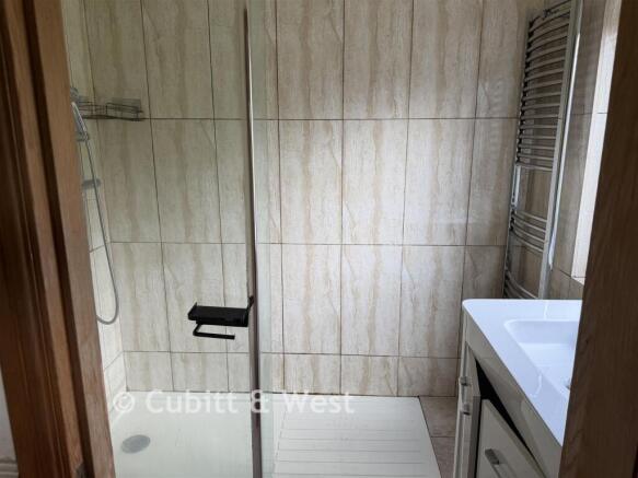 Bathroom En-Suite