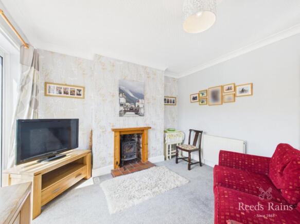 3 bed Semi-Detached for sale Image 4