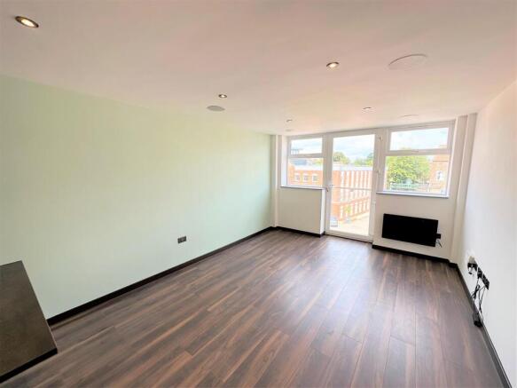 1 bed Apartment to rent Image 7