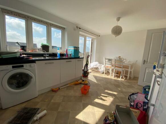 Open Plan Kitchen / Dining Room