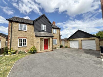 St Michaels Gardens, South Petherton, Somerset, TA13