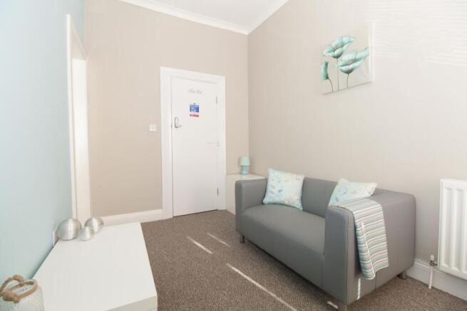 4 bed Terraced for sale Image 9