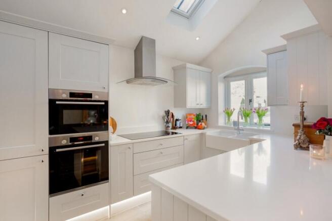 82129_1 Daisy Hil...