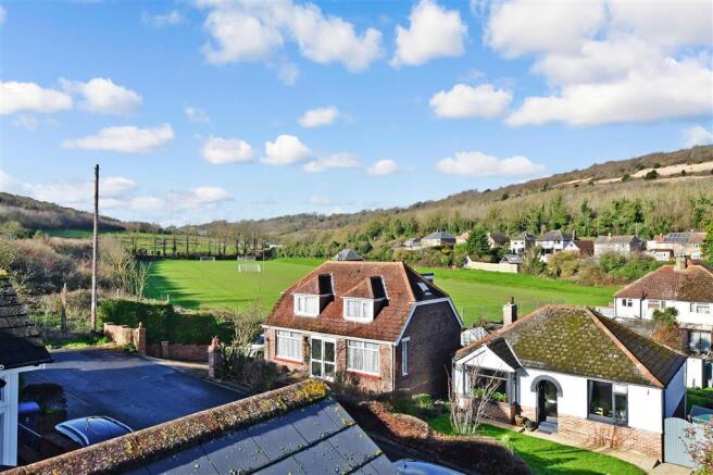 Views To Front
