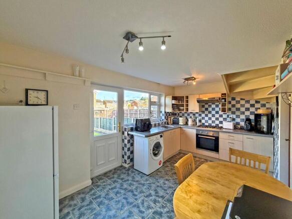 Kitchen/Breakfast Room