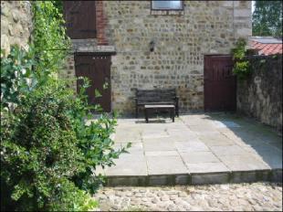 Photo 8