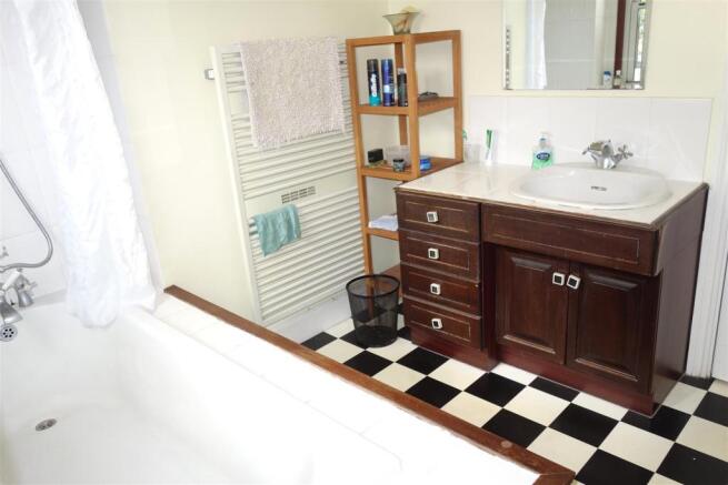 bathroom.JPG