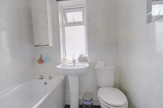 8555671-interior16-800.JPG