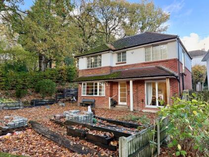 Hatherden Avenue, Lower Parkstone, BH14