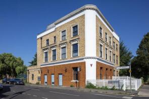 10, 84 86 Crib Apartments, Gordon Road, London SE15 3RG