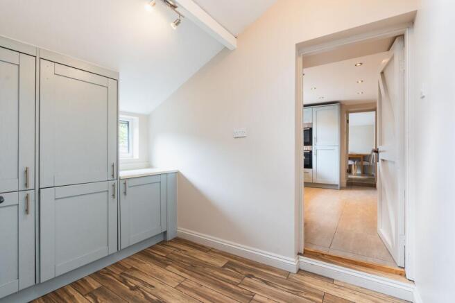 4 bed Detached for sale Image 11