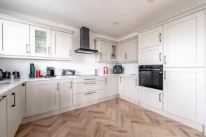 24, Esplanade Court, North Drive, Great Yarmouth NR30 1AE