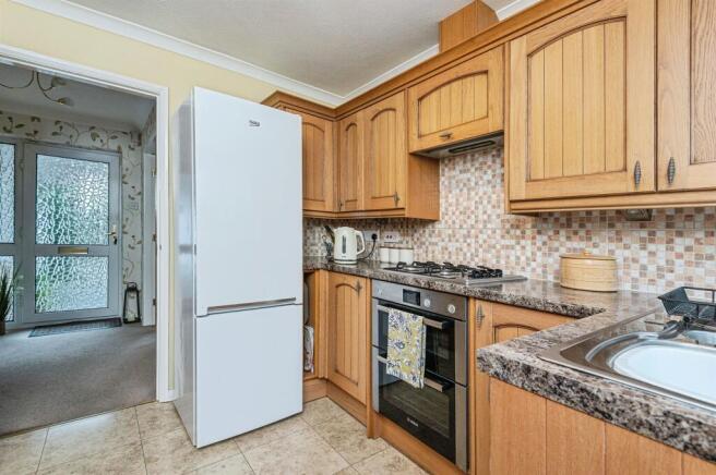 3 bed Detached Bungalow for sale Image 10