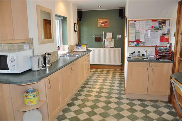 Breakfasting Kitchen