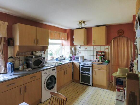 Kitchen B.JPG