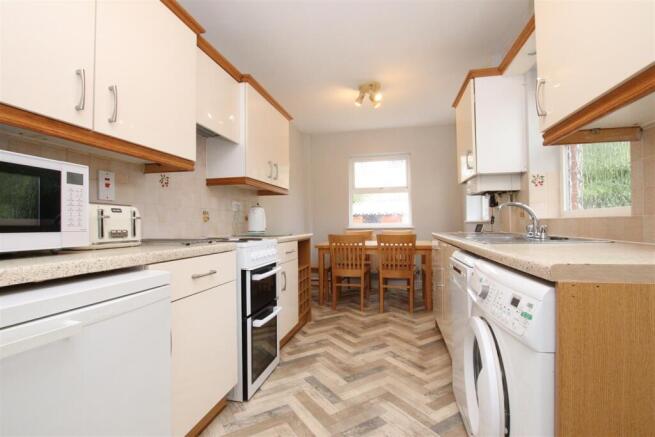 Kitchen Dining Room.JPG
