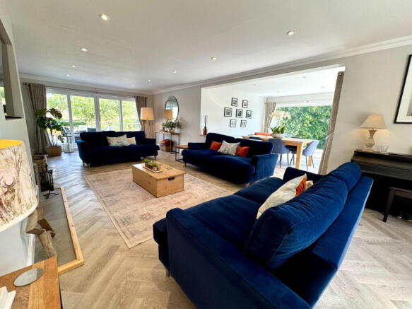 The Grove, Hutton Rudby, North Yorkshire , TS15 0HD photo 4