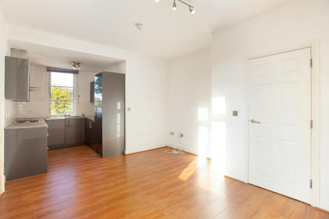 Flat 6, 57 Fassett R