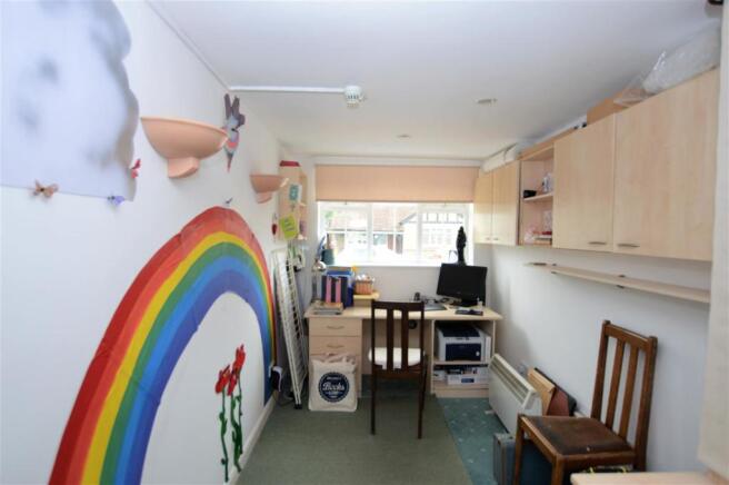 44 Lyndhurst Ave office.JPG