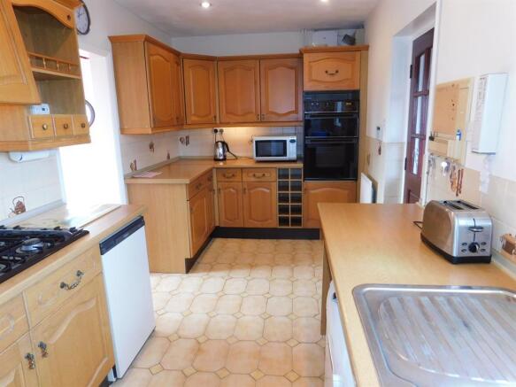 Kitchen 1