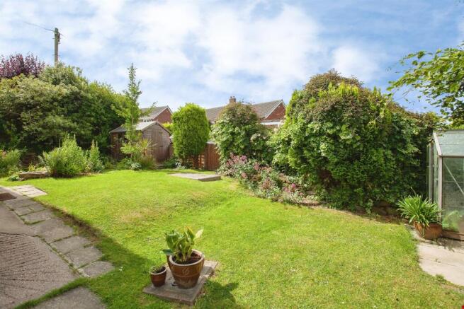 3 bed Semi-Detached for sale Image 4