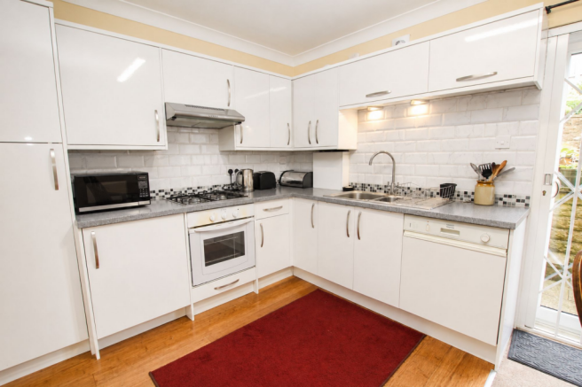 2 bed Apartment for sale Image 8