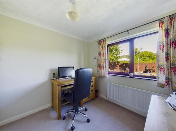 Bedroom/Study