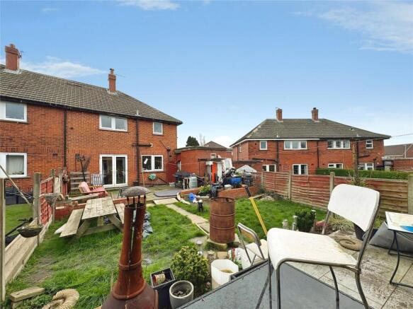 3 bed Semi-Detached for sale Image 6