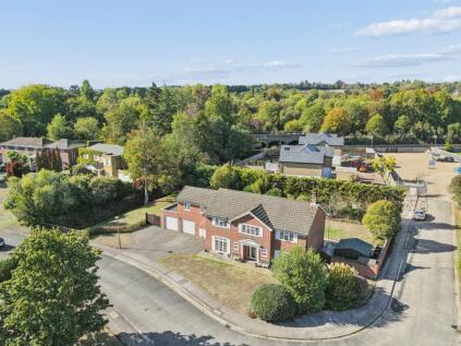 Watermans Way, Wargrave, Reading, Berkshire, RG10