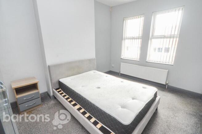 4 bed House of Multiple Occupation for sale Image 8