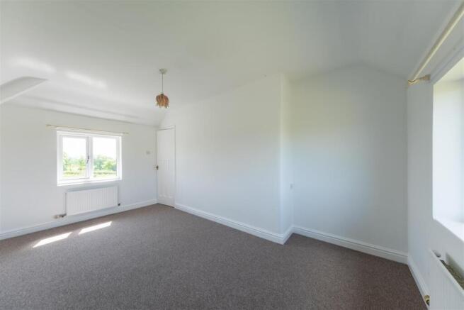 4 Whalley Drive-015.jpg